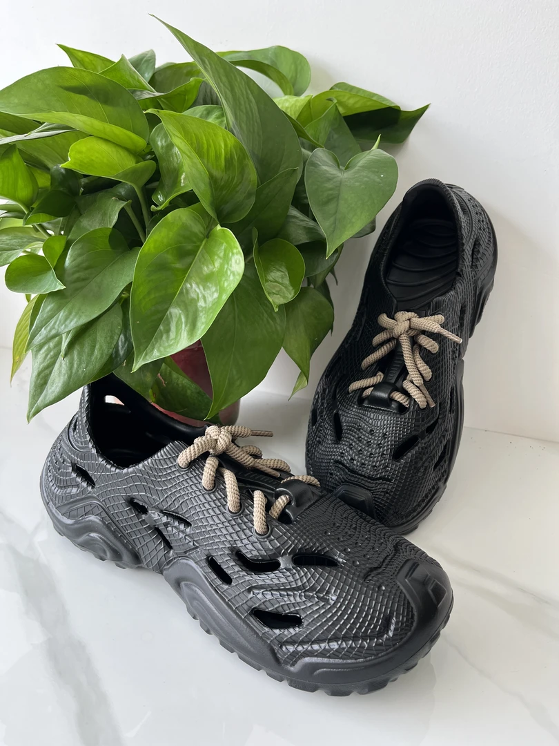 B男鞋微瑕厚底防滑包头男士休闲百搭网面夏季透气洞洞鞋