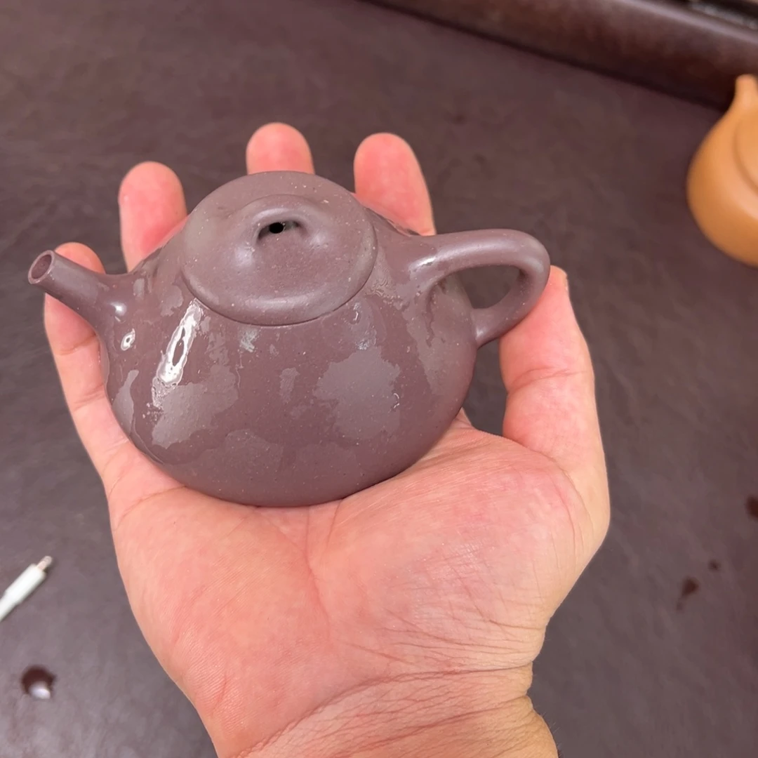 茶壶紫砂汽修厂和机械设备