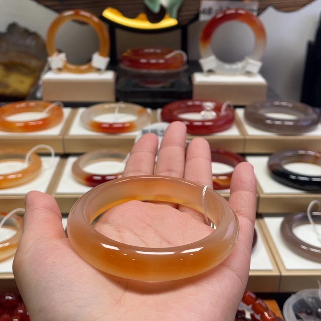 玛瑙/玉髓未镶嵌手镯