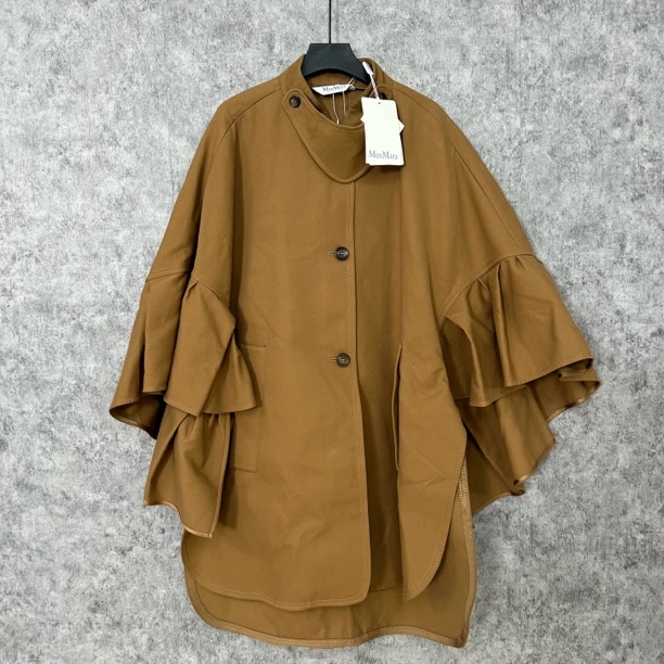 未使用 MaxMara 主线驼色斗篷外套