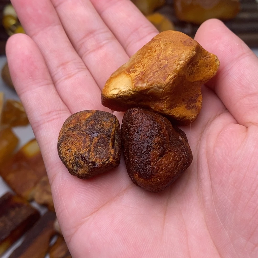 小***们定制琥珀天然蜜蜡