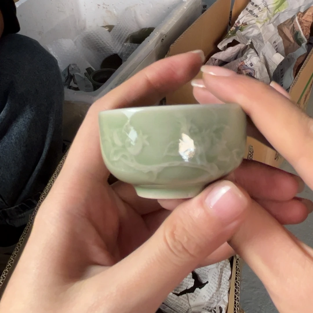 小酒杯福利石榴纹哈哈哈哈哈