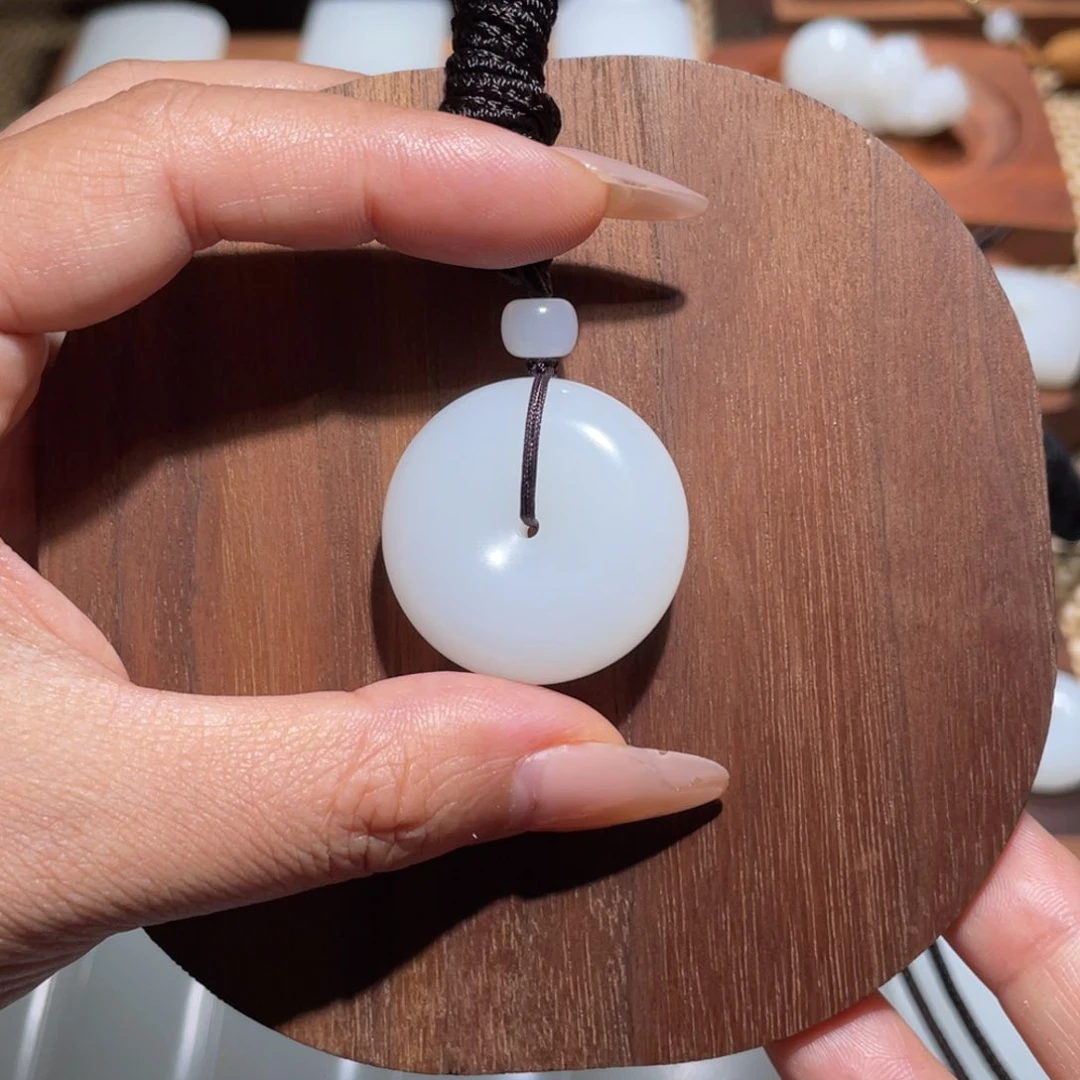 未镶嵌手链和田玉陆*卡29