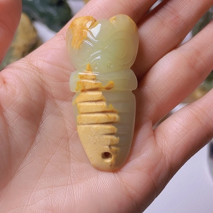 和田玉挂件未镶嵌巴**合