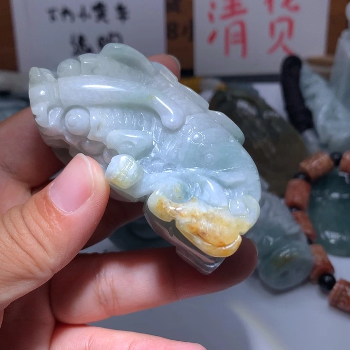翡翠未镶嵌颈饰保真天然A货翡翠