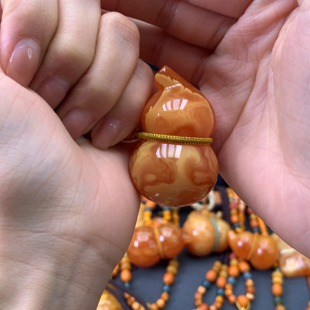 蜜蜡未镶嵌吊坠(不含链)葫芦