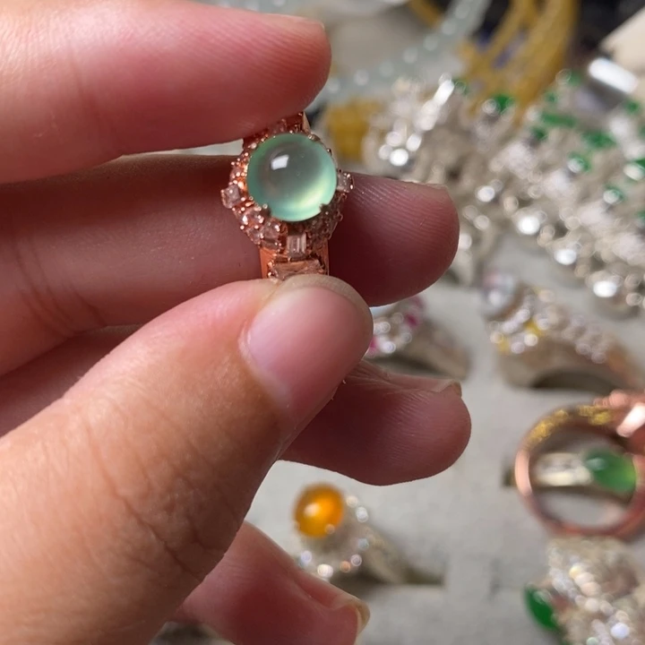 未镶嵌戒指翡翠翡翠冰种