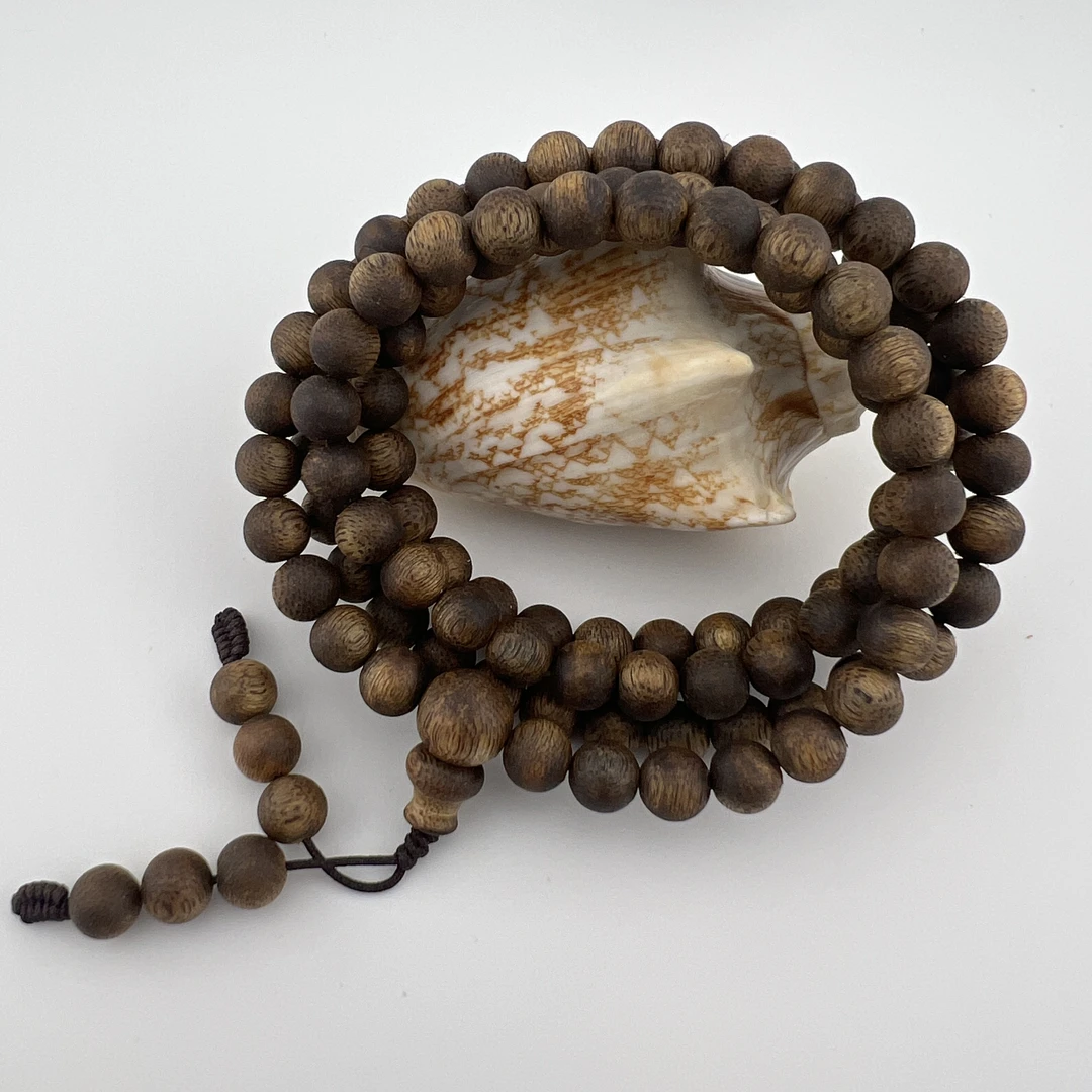 YH-113256莺歌绿棋楠乌身0.7多圈约16g