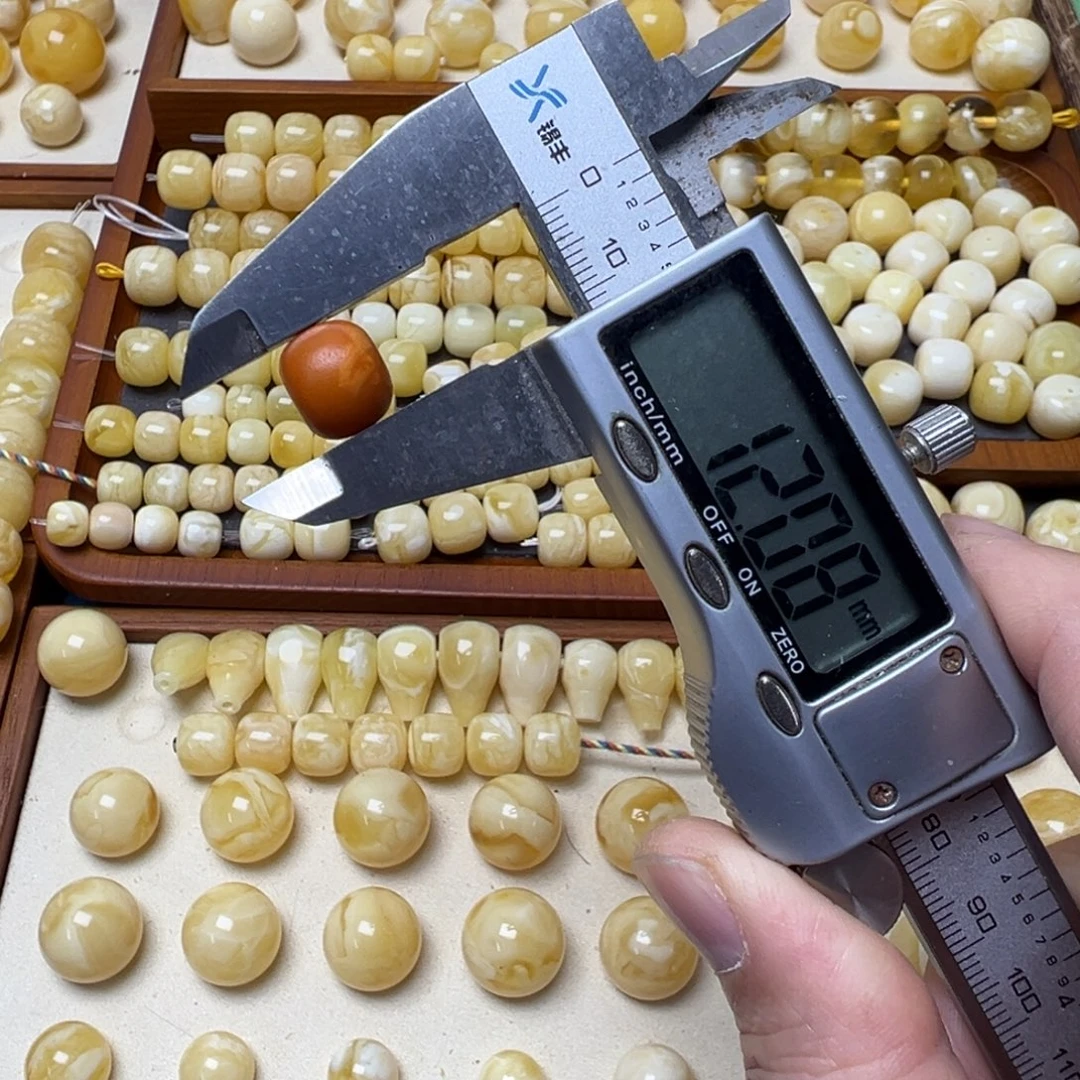 琥珀未镶嵌裸石琥珀蜜蜡