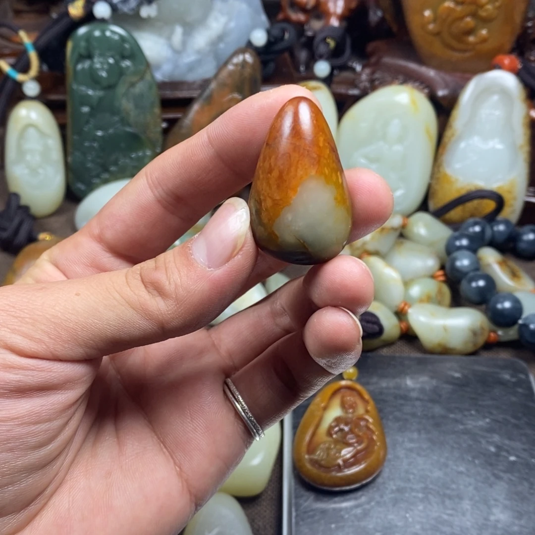 和田玉未镶嵌挂件