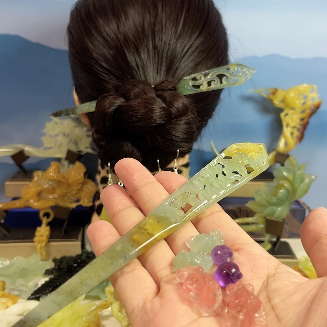 婳***婳蛇纹石玉合金发饰