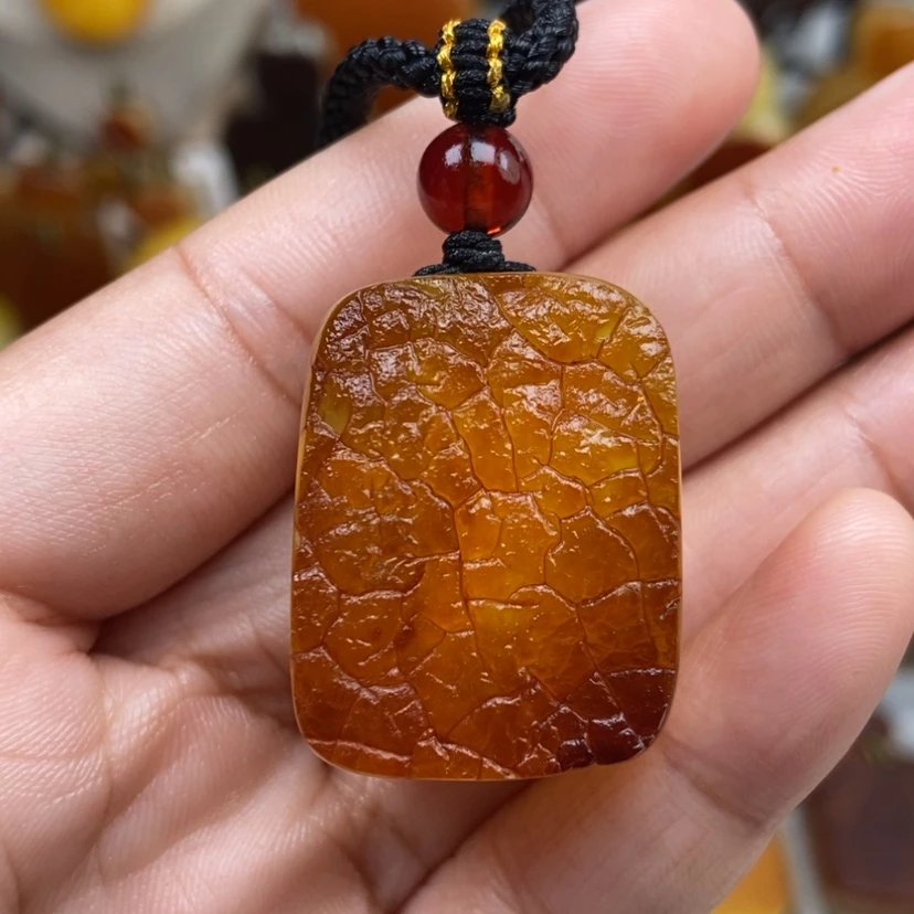 【闪购商品】琥珀颈饰未镶嵌