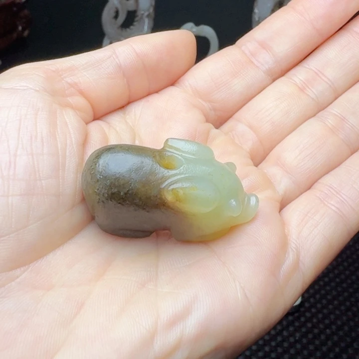 和田玉挂件未镶嵌