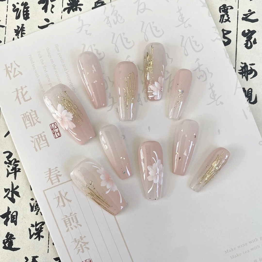 【初晓】温柔渐变手绘花新中式纯手工高级感穿戴式穿戴甲夏天中短款