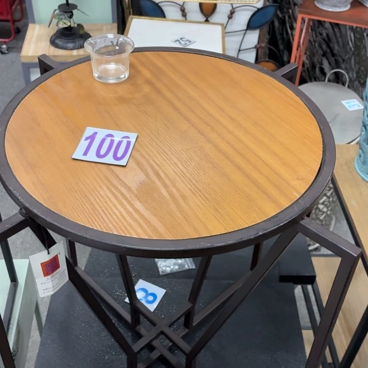 芳***天外贸孤品默认微瑕