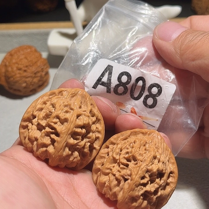 文玩核桃把件42野牛