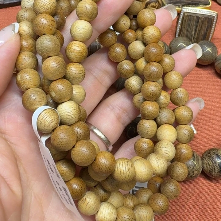 大叶紫檀（黑酸枝木类）