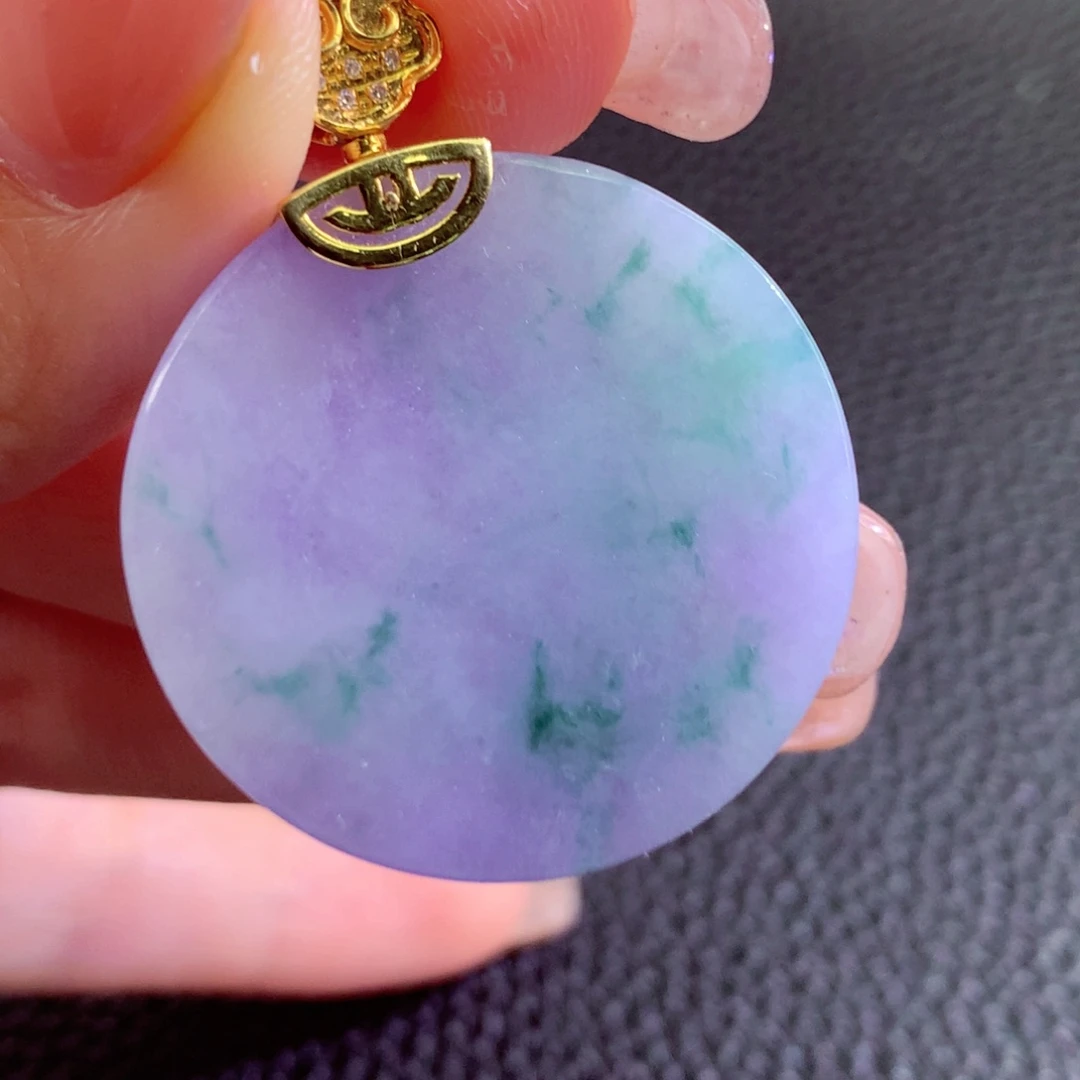 翡翠18K金镶嵌颈饰翡翠