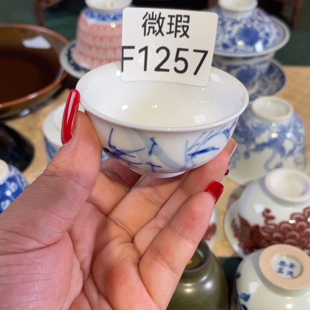 摆件微瑕手工手绘陶瓷F1257