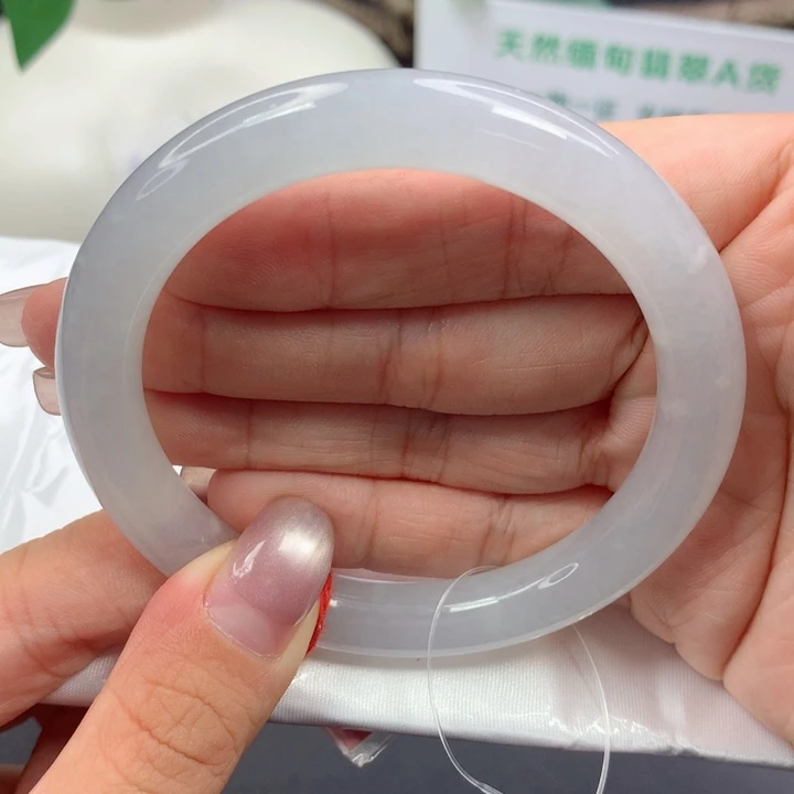 未镶嵌手镯翡翠48