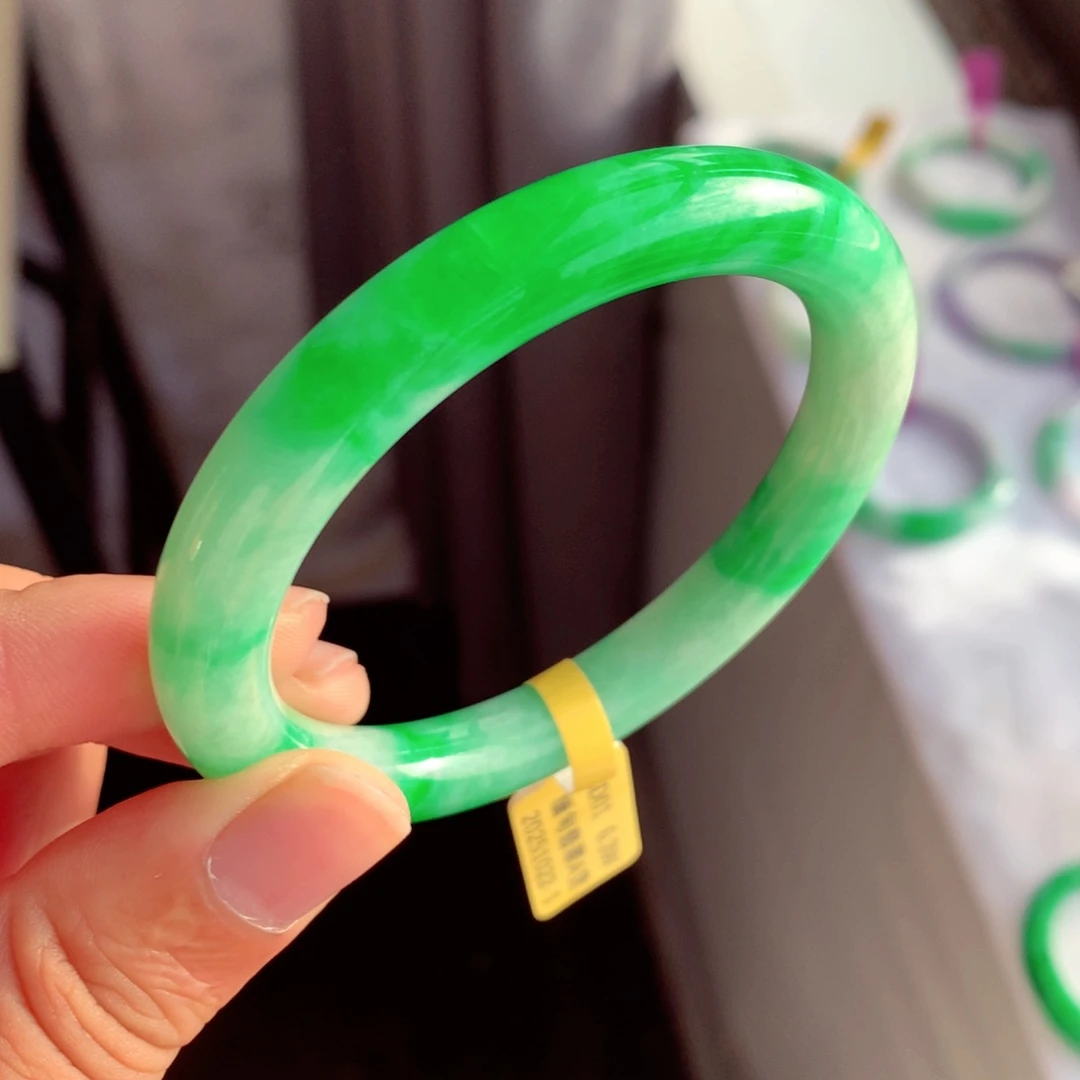 未镶嵌手镯翡翠缅甸翡翠