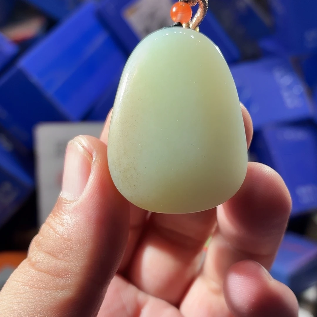 和田玉（糖玉）未镶嵌颈饰
