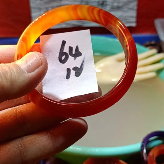 玛瑙/玉髓手镯未镶嵌