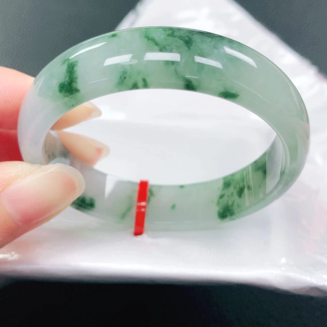 未镶嵌手镯翡翠48圈