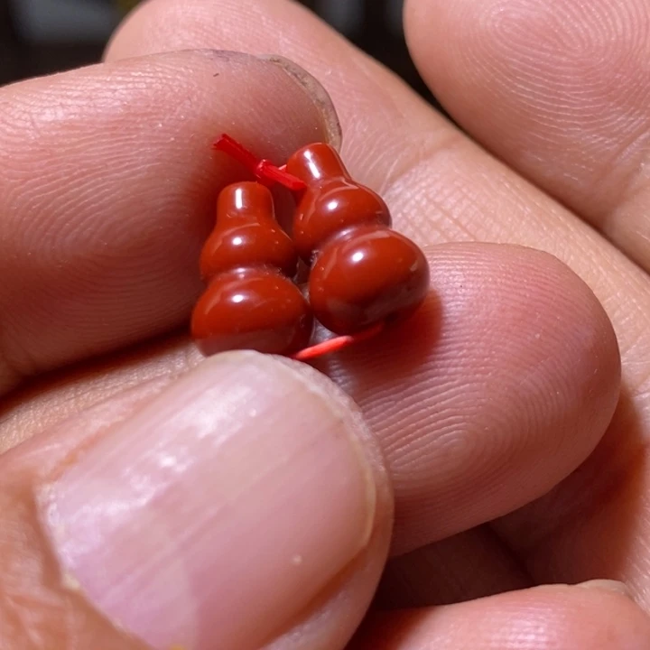 南红玛瑙配饰未镶嵌