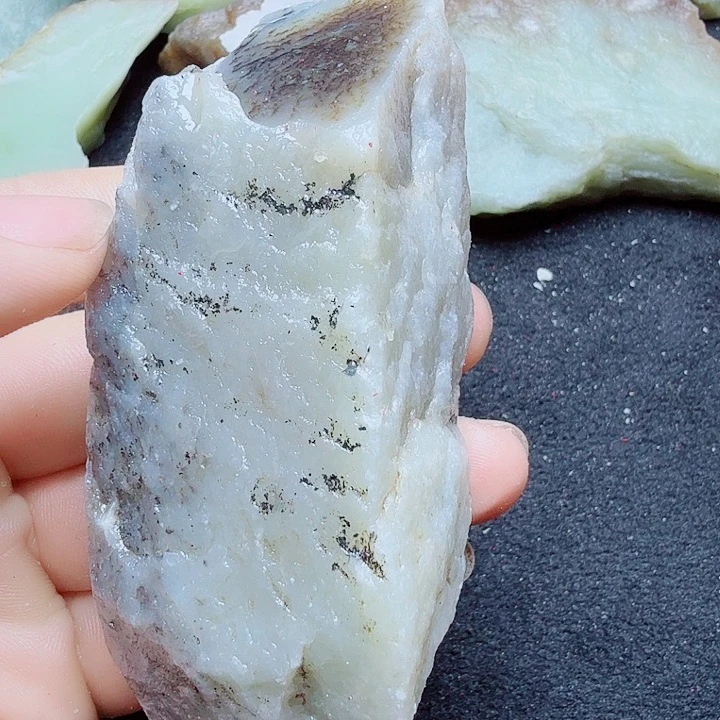 未镶嵌和田玉（糖玉）珠宝半成品