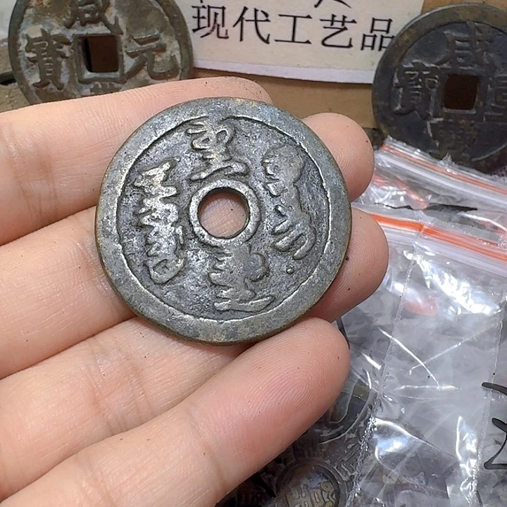 铜王*琴现代工艺品花钱