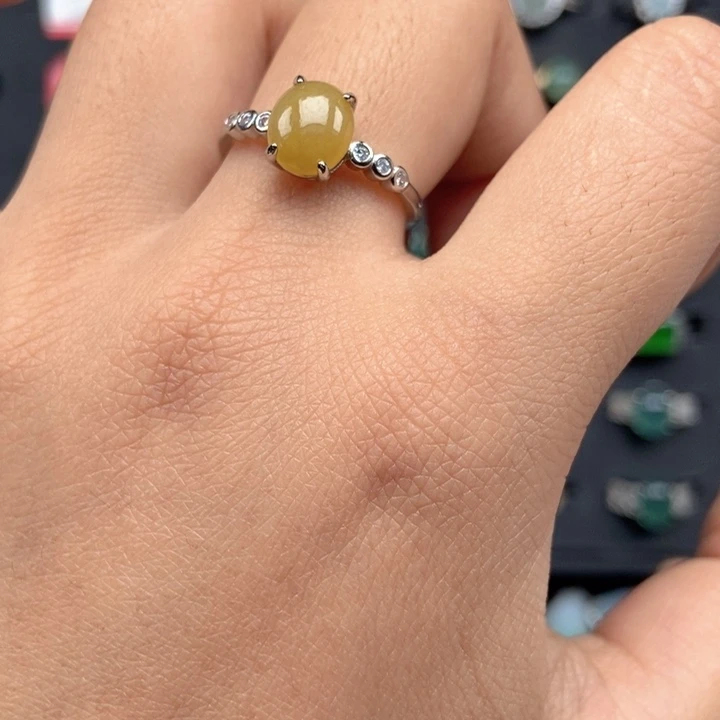 翡翠未镶嵌戒指戒指