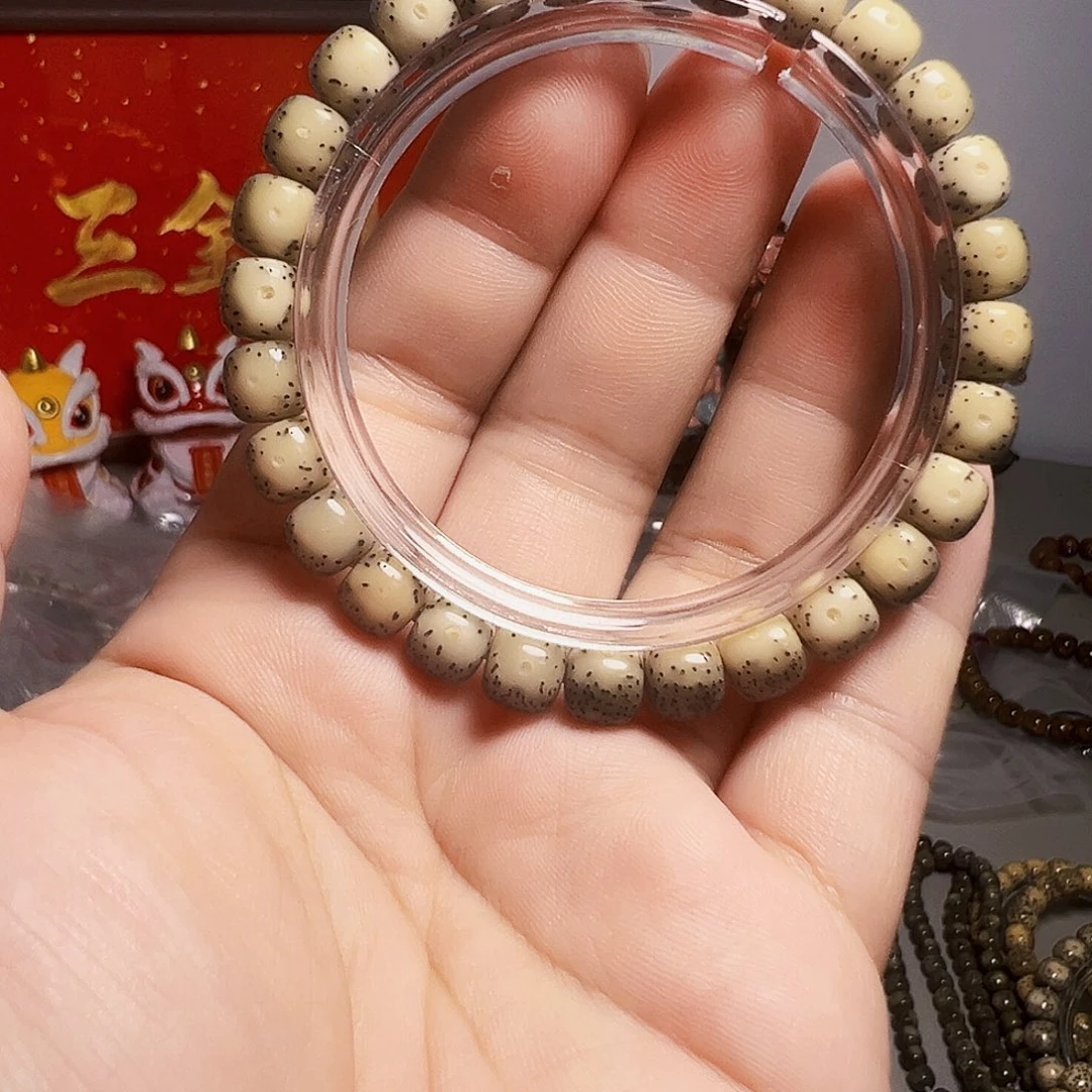 手串星月菩提卡8 眼睛 细星 透料