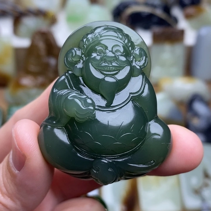 和田玉未镶嵌颈饰