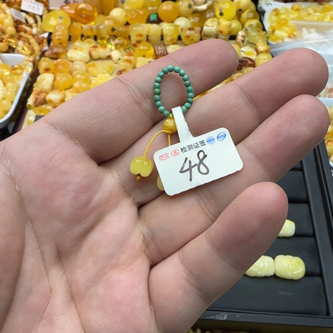 ****i琥珀未镶嵌裸石一套