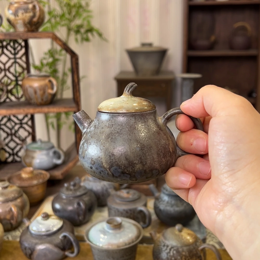 49中白精品茄瓜壶