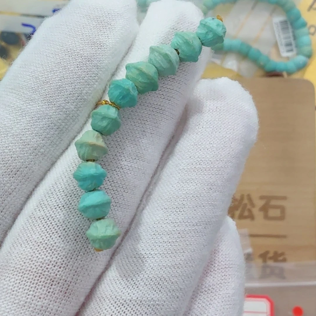 未镶嵌绿松石珠宝奇石