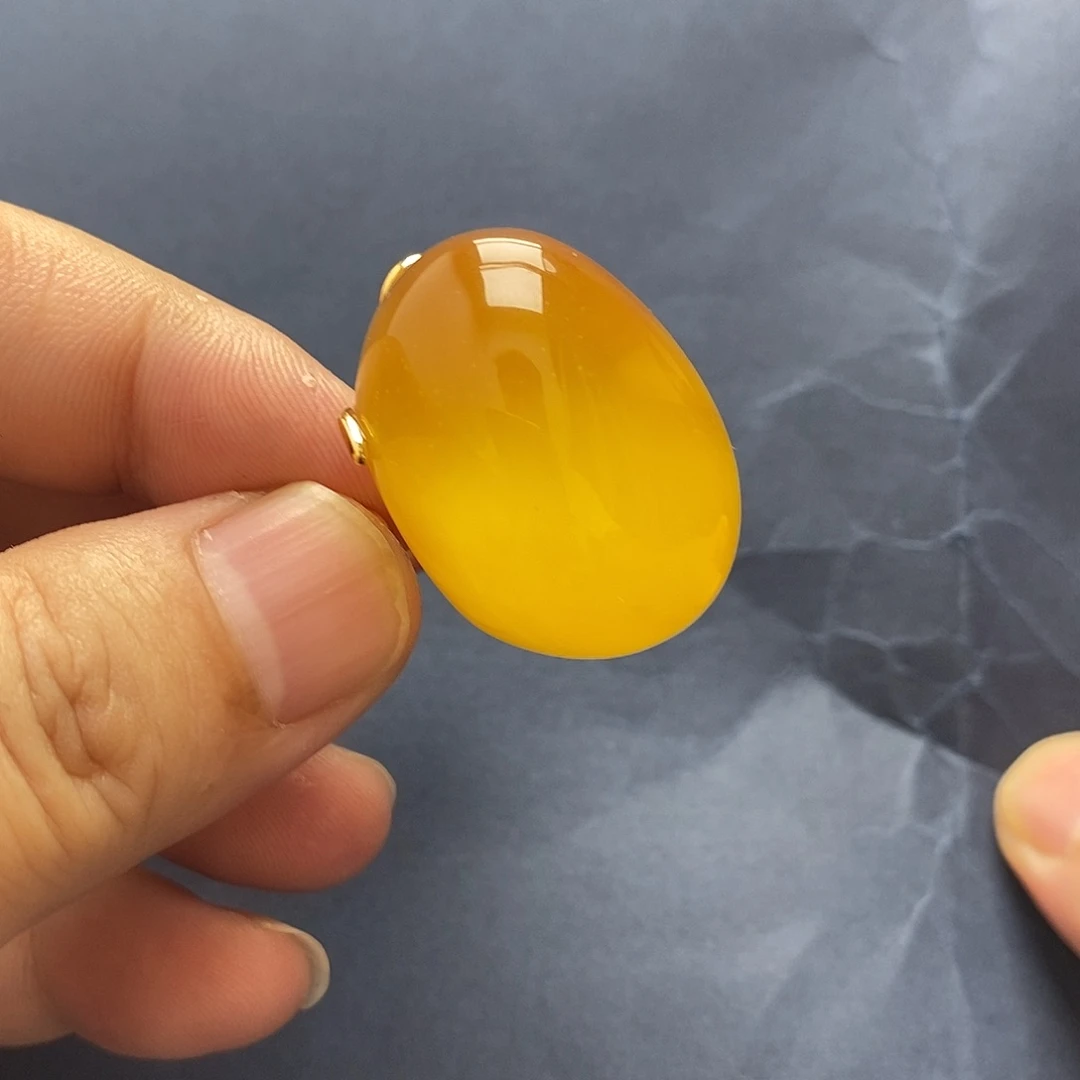 裸石琥珀未镶嵌戒指