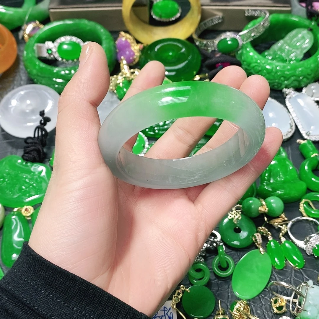 翡翠未镶嵌戒指手镯