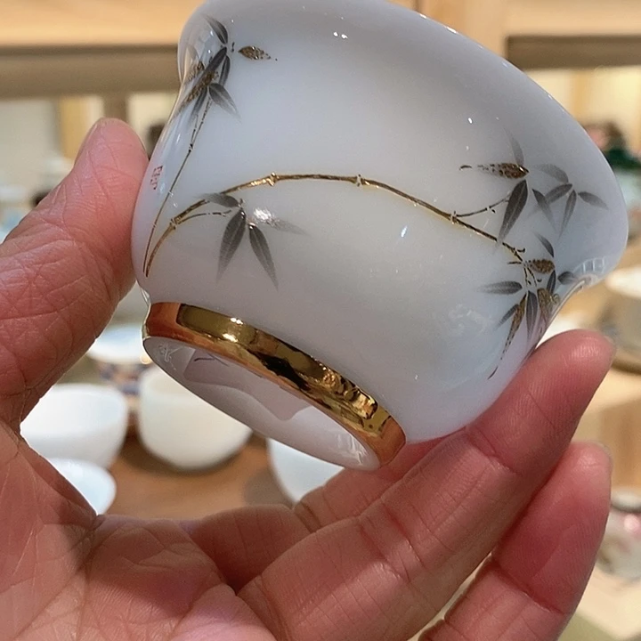 冰种羊脂白玉主人杯