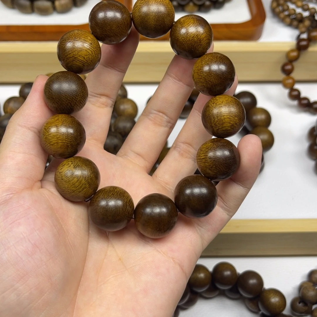城***人沉香手串越南芽庄黄棋楠1.8