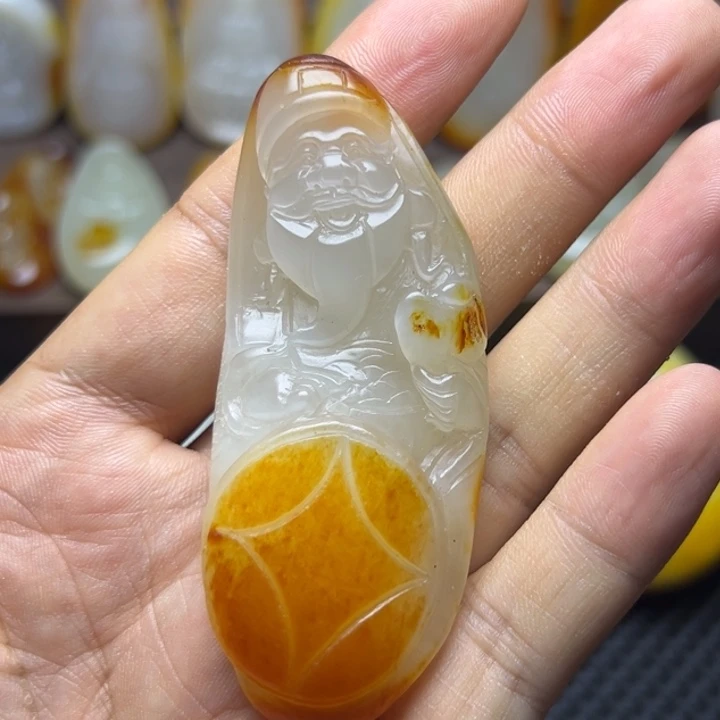 颈饰未镶嵌和田玉