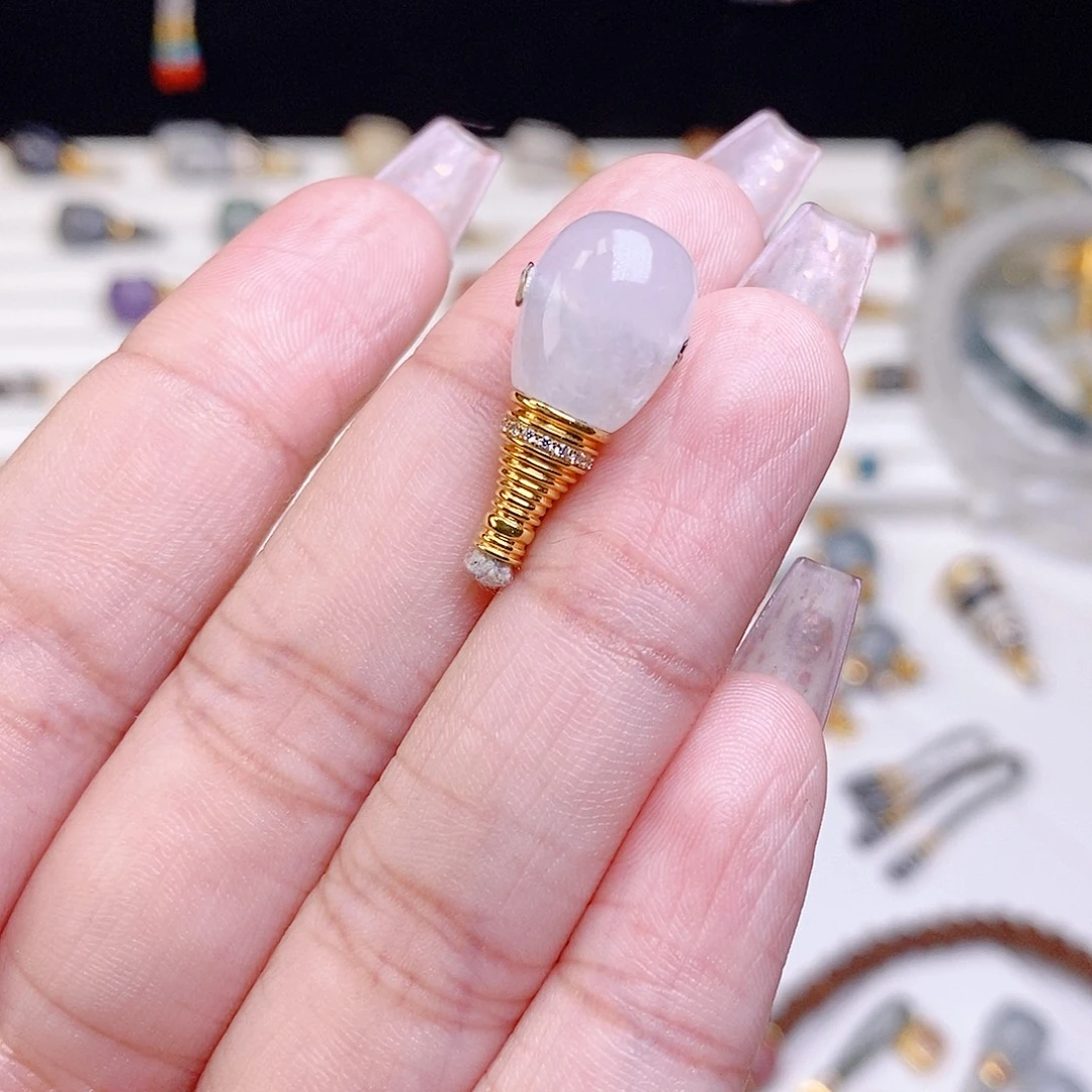 翡翠18K金镶嵌颈饰对孔10mm