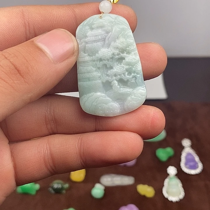 翡翠未镶嵌颈饰吊坠