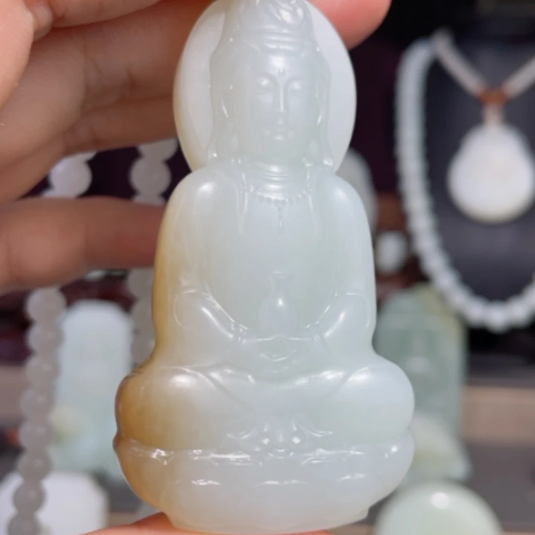 【闪购商品】颈饰未镶嵌和田玉