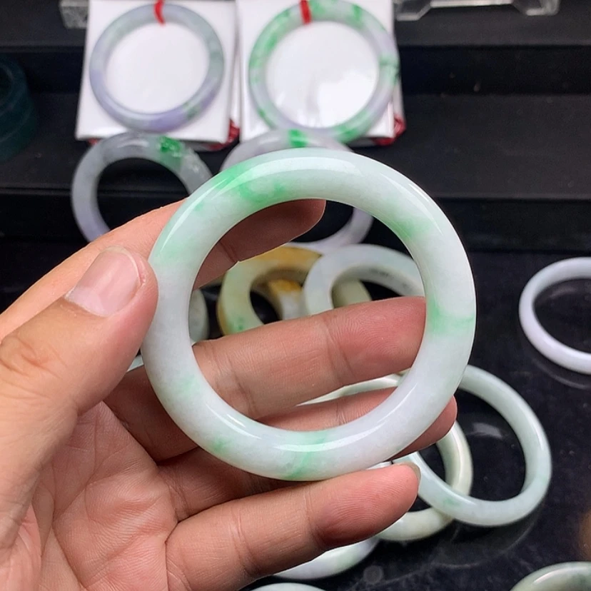 【闪购商品】未镶嵌手镯（圆镯）翡翠虞*51