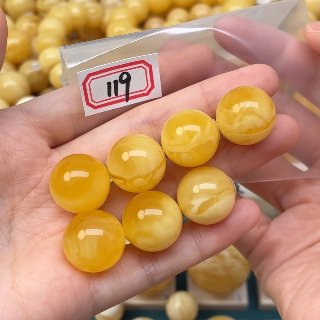 芋***e裸石蜜蜡未镶嵌蜜蜡