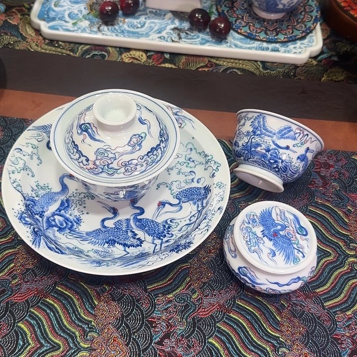 257858795958588589999