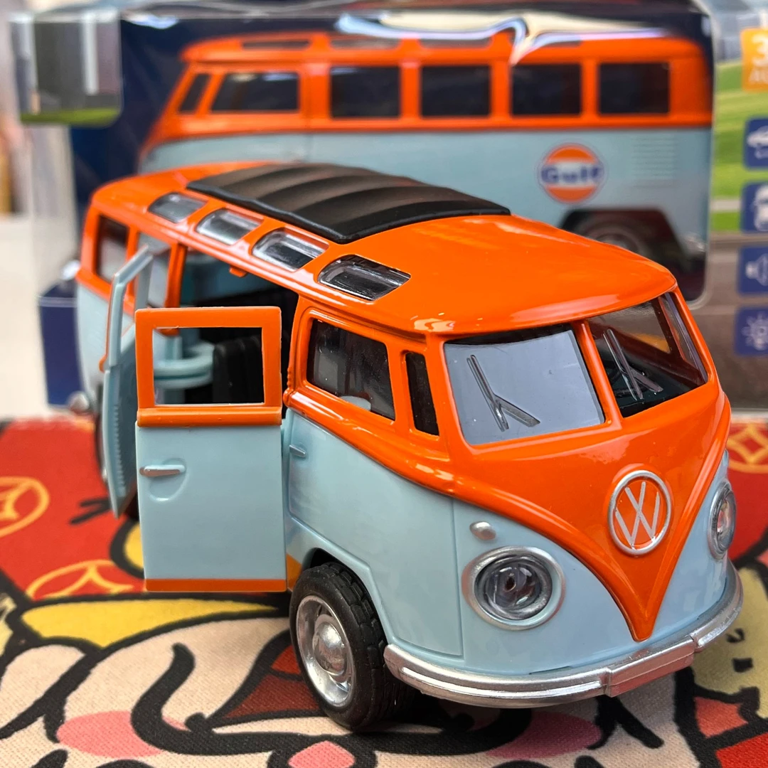 合金海湾巴士灯光音效回力可开门带礼盒