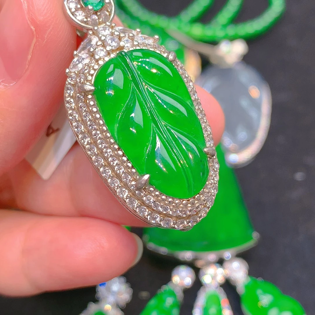 吊坠(不含链)银S925镶嵌翡翠翡翠